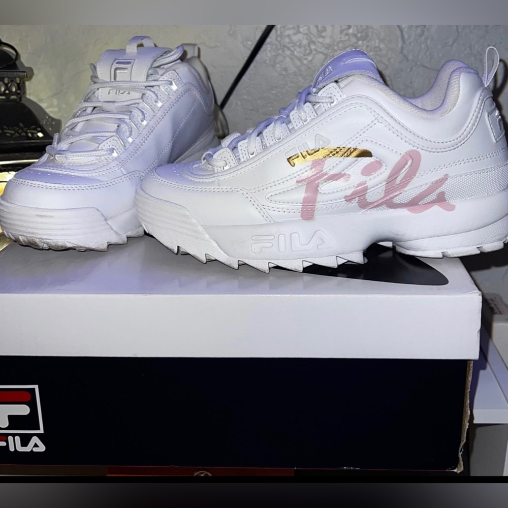 Women’s shoes